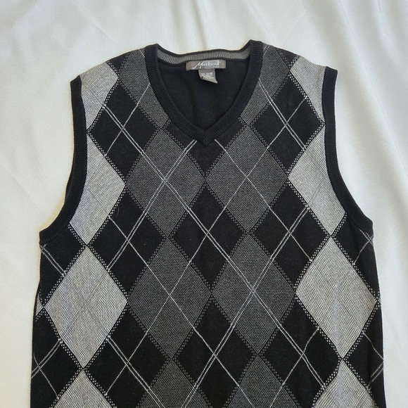 Method Tight Knit V-Neck Sweater Vest Diamond Design Men’s Size Large Preppy - Picture 4 of 8